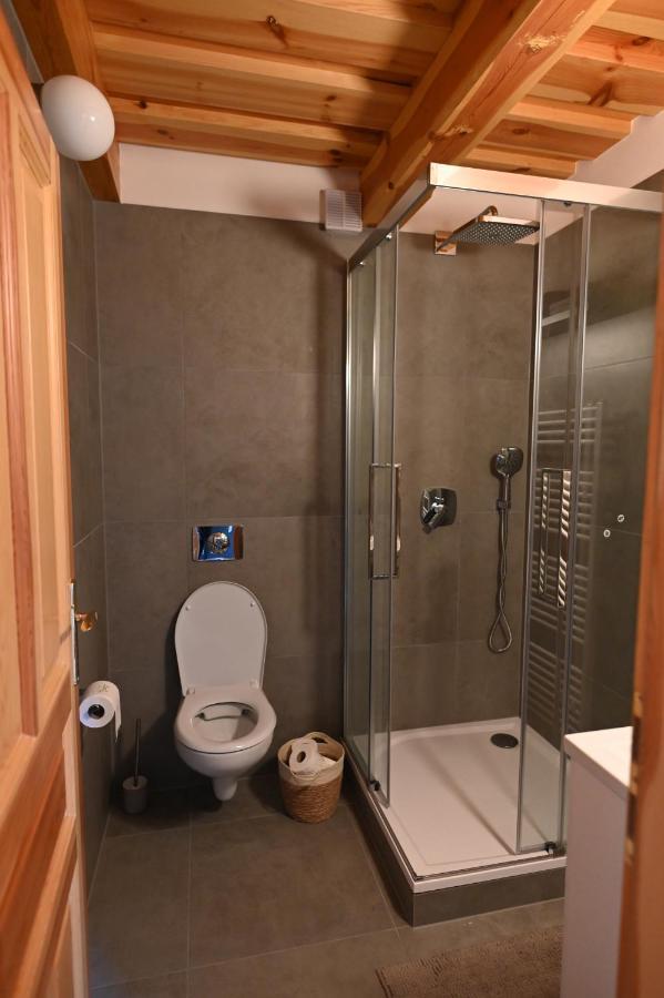Apartman S Krbom Vedla Zubacky Tatranska Strba Ngoại thất bức ảnh